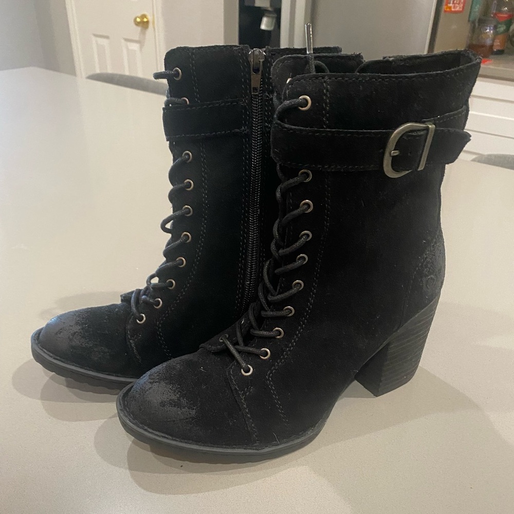 Born Shoes Suede boots